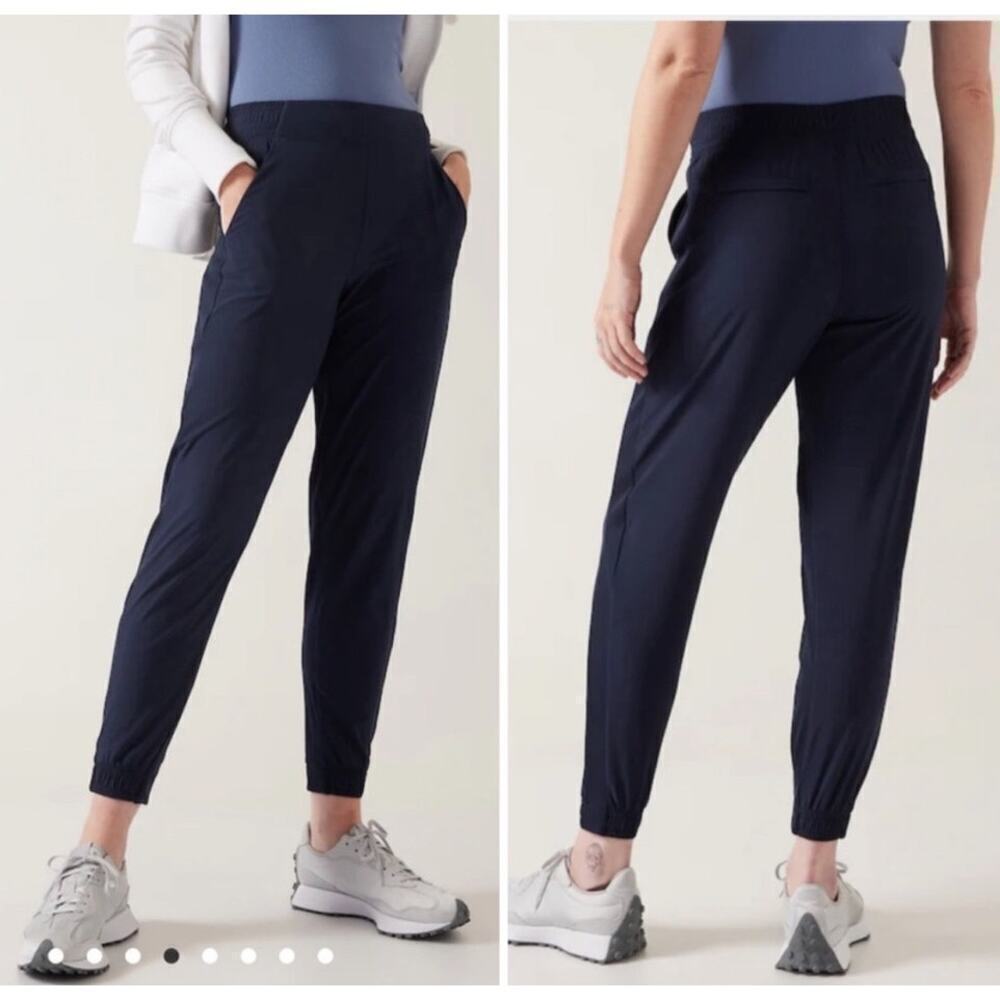 Athleta Brooklyn Jogger Women’s Size 4 Navy